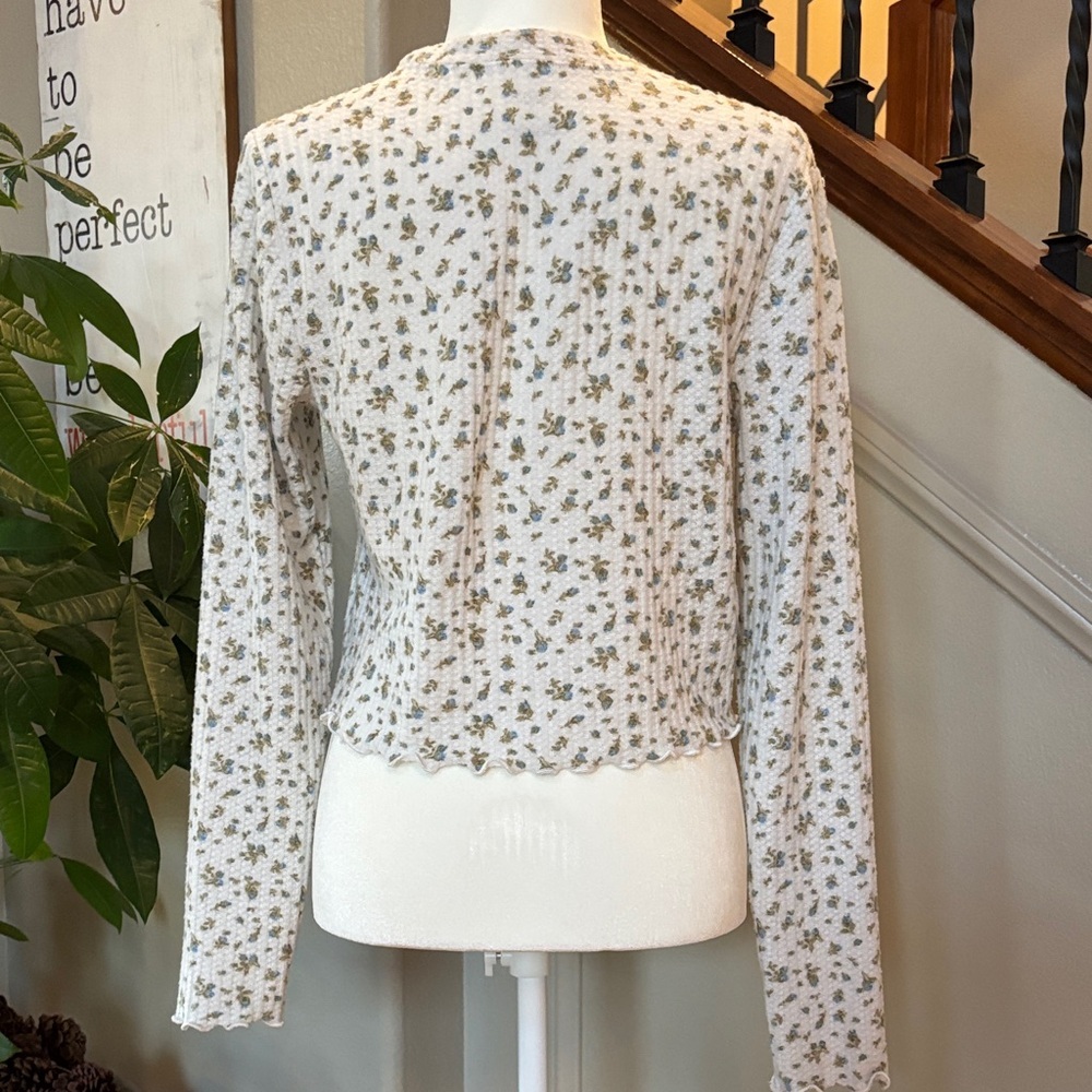 ✨Vintage-Inspired Y2K Floral Feminine Knit Long Sleeve ✨ - Picture 5 of 10
